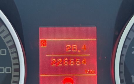 Mitsubishi Outlander III рестайлинг 3, 2008 год, 1 000 000 рублей, 9 фотография