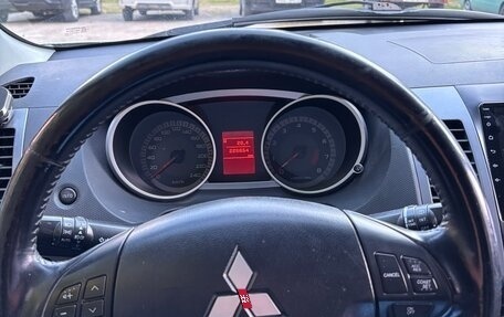 Mitsubishi Outlander III рестайлинг 3, 2008 год, 1 000 000 рублей, 7 фотография
