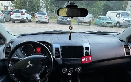 Mitsubishi Outlander III рестайлинг 3, 2008 год, 1 000 000 рублей, 6 фотография