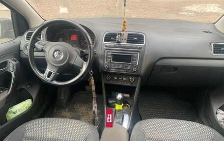 Volkswagen Polo VI (EU Market), 2013 год, 950 000 рублей, 3 фотография