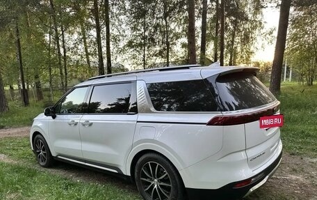 KIA Carnival, 2020 год, 3 900 000 рублей, 5 фотография