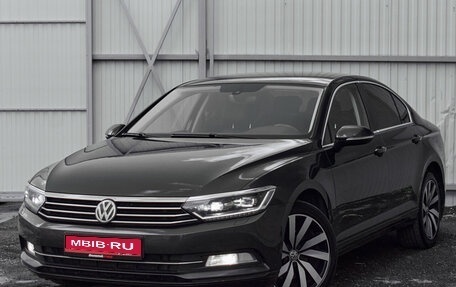 Volkswagen Passat B8 рестайлинг, 2019 год, 2 200 000 рублей, 1 фотография