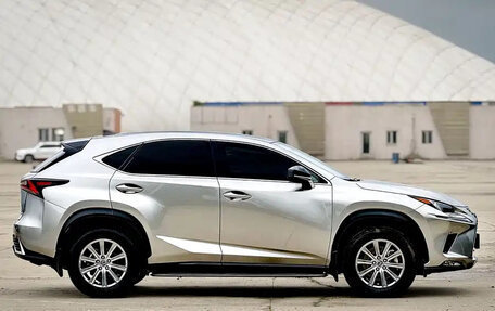 Lexus NX I, 2021 год, 2 899 000 рублей, 7 фотография
