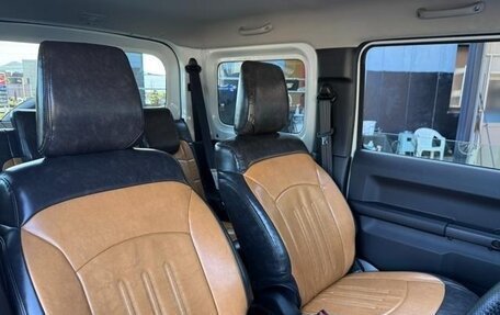 Suzuki Jimny, 2022 год, 1 880 000 рублей, 9 фотография