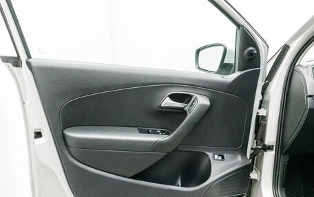 Volkswagen Polo VI (EU Market), 2010 год, 760 000 рублей, 11 фотография