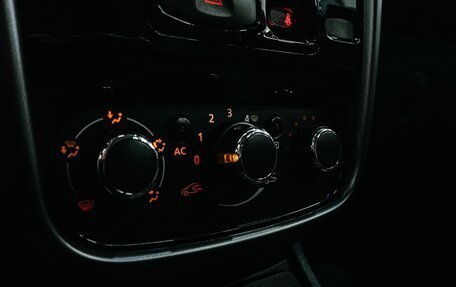 Renault Duster I рестайлинг, 2014 год, 900 000 рублей, 20 фотография