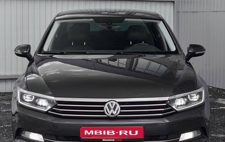 Volkswagen Passat B8 рестайлинг, 2019 год, 2 200 000 рублей, 2 фотография