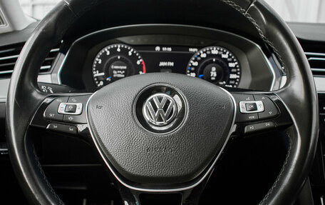 Volkswagen Passat B8 рестайлинг, 2019 год, 2 200 000 рублей, 13 фотография