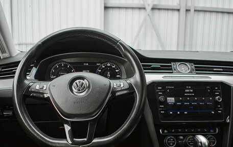 Volkswagen Passat B8 рестайлинг, 2019 год, 2 200 000 рублей, 12 фотография