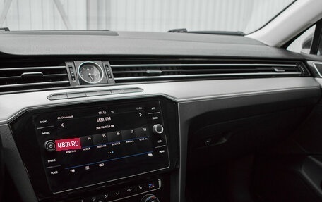 Volkswagen Passat B8 рестайлинг, 2019 год, 2 200 000 рублей, 17 фотография