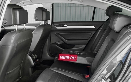 Volkswagen Passat B8 рестайлинг, 2019 год, 2 200 000 рублей, 27 фотография
