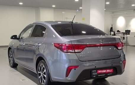 KIA Rio IV, 2020 год, 1 370 000 рублей, 8 фотография