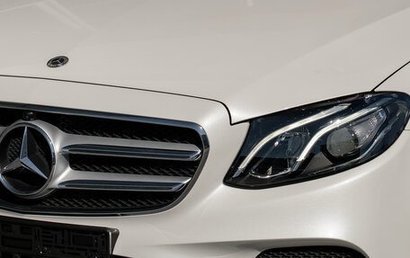 Mercedes-Benz E-Класс, 2020 год, 3 850 000 рублей, 2 фотография