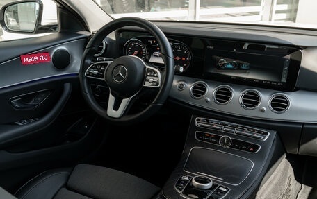 Mercedes-Benz E-Класс, 2020 год, 3 850 000 рублей, 15 фотография
