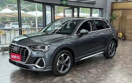Audi Q3, 2022 год, 2 100 000 рублей, 1 фотография