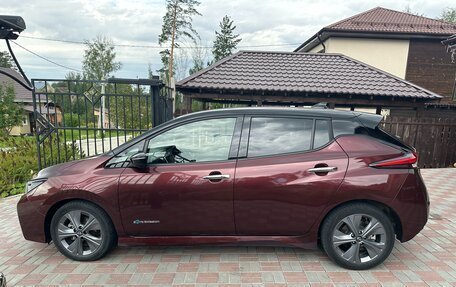 Nissan Leaf II, 2021 год, 2 150 000 рублей, 5 фотография