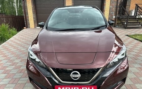 Nissan Leaf II, 2021 год, 2 150 000 рублей, 2 фотография