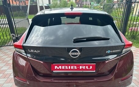 Nissan Leaf II, 2021 год, 2 150 000 рублей, 4 фотография