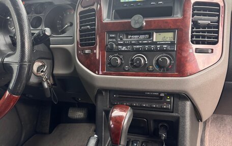 Mitsubishi Pajero III рестайлинг, 2006 год, 1 200 000 рублей, 14 фотография