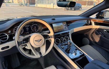 Bentley Continental GT III, 2018 год, 12 900 000 рублей, 26 фотография
