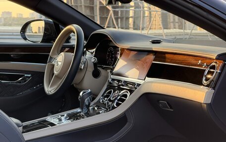 Bentley Continental GT III, 2018 год, 12 900 000 рублей, 34 фотография