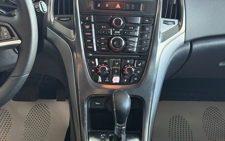 Opel Astra J, 2010 год, 535 000 рублей, 9 фотография