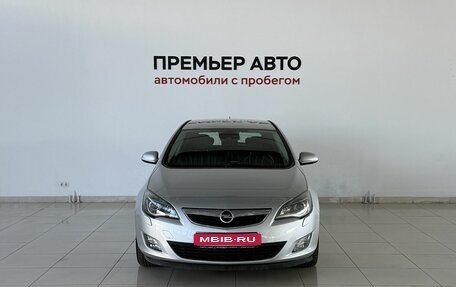 Opel Astra J, 2010 год, 535 000 рублей, 2 фотография