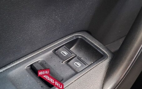 Volkswagen Polo VI (EU Market), 2017 год, 1 000 000 рублей, 11 фотография