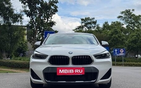 BMW X2, 2021 год, 1 850 000 рублей, 2 фотография