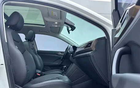 Volkswagen Tharu, 2022 год, 1 500 000 рублей, 8 фотография