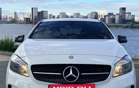 Mercedes-Benz A-Класс, 2015 год, 1 500 000 рублей, 2 фотография