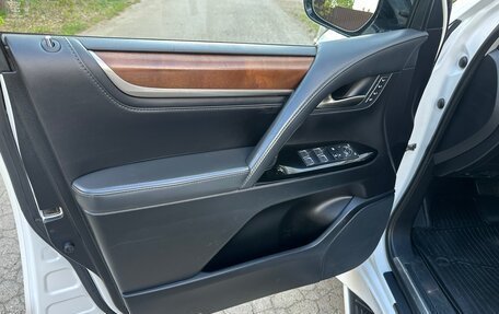 Lexus LX III, 2017 год, 7 495 000 рублей, 19 фотография