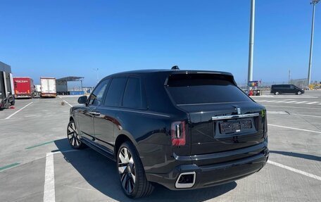 Rolls-Royce Cullinan, 2025 год, 75 000 000 рублей, 5 фотография