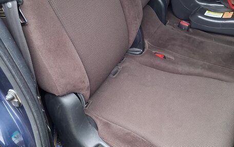 Honda Stream II, 2007 год, 770 000 рублей, 24 фотография