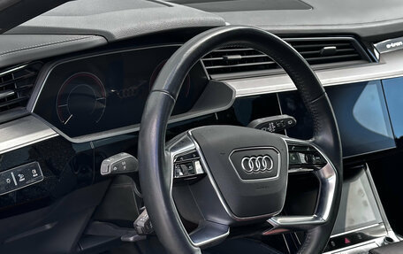 Audi e-tron I, 2021 год, 5 990 000 рублей, 23 фотография