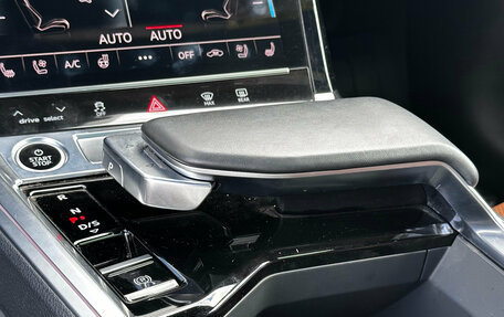 Audi e-tron I, 2021 год, 5 990 000 рублей, 29 фотография