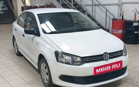 Volkswagen Polo VI (EU Market), 2015 год, 769 000 рублей, 2 фотография