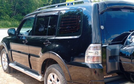 Mitsubishi Pajero IV, 2010 год, 2 300 000 рублей, 5 фотография
