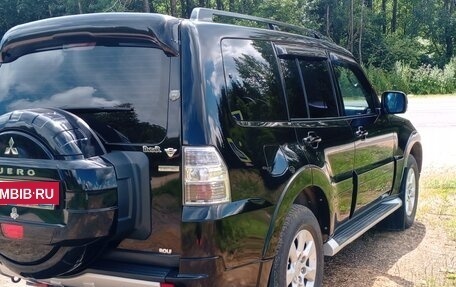 Mitsubishi Pajero IV, 2010 год, 2 300 000 рублей, 7 фотография