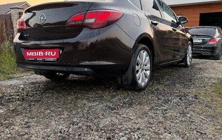 Opel Astra J, 2013 год, 590 000 рублей, 9 фотография
