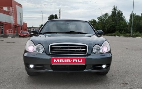 Hyundai Sonata IV рестайлинг, 2005 год, 750 000 рублей, 2 фотография