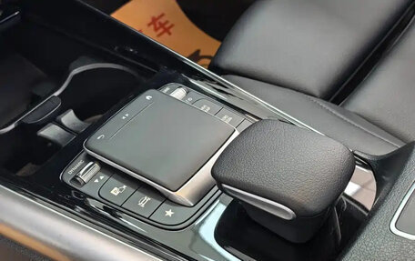 Mercedes-Benz GLA, 2022 год, 2 500 000 рублей, 11 фотография