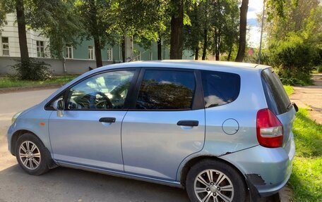 Honda Jazz I рестайлинг, 2003 год, 410 000 рублей, 5 фотография