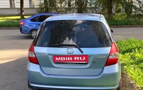 Honda Jazz I рестайлинг, 2003 год, 410 000 рублей, 3 фотография