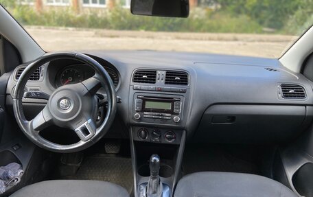 Volkswagen Polo VI (EU Market), 2012 год, 750 000 рублей, 11 фотография