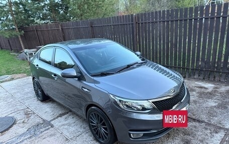 KIA Rio III рестайлинг, 2016 год, 1 290 000 рублей, 2 фотография