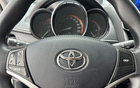 Toyota Yaris XP150 рестайлинг, 2022 год, 1 385 000 рублей, 8 фотография