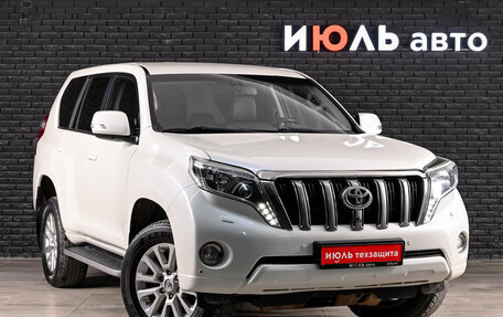 Toyota Land Cruiser Prado 150 рестайлинг 2, 2014 год, 4 500 000 рублей, 3 фотография