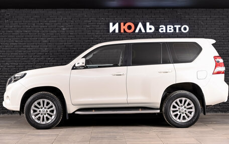 Toyota Land Cruiser Prado 150 рестайлинг 2, 2014 год, 4 500 000 рублей, 8 фотография