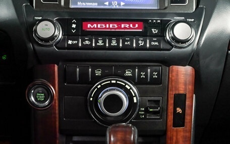 Toyota Land Cruiser Prado 150 рестайлинг 2, 2014 год, 4 500 000 рублей, 14 фотография